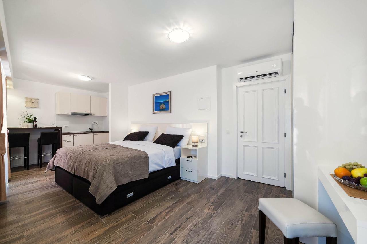 Apartments Palace Rialto シベニク エクステリア 写真
