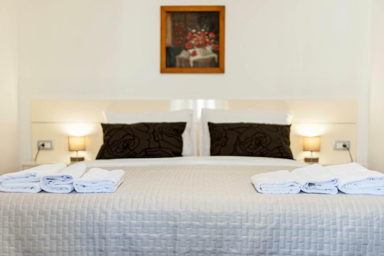 Apartments Palace Rialto シベニク エクステリア 写真